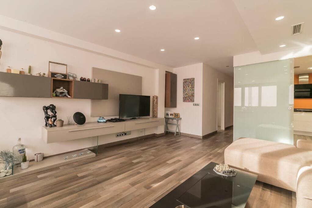 Apartament Centrico Y Reformado Con Estilo Walencja Zewnętrze zdjęcie